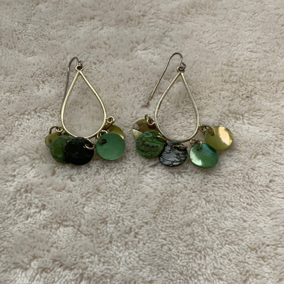 Earrings - Picture 1 of 7